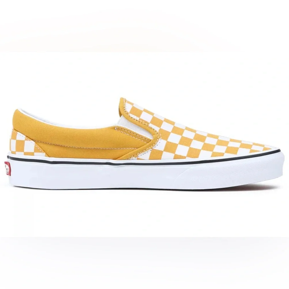 Vans Classic Slip-On "Color Theory Checkerboard" Mustard White VN0A5JMHF3X NEW - Picture 2 of 5